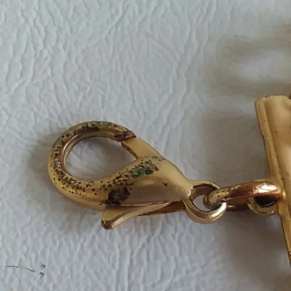 Gold Color Bracelet - Picture 2 of 4